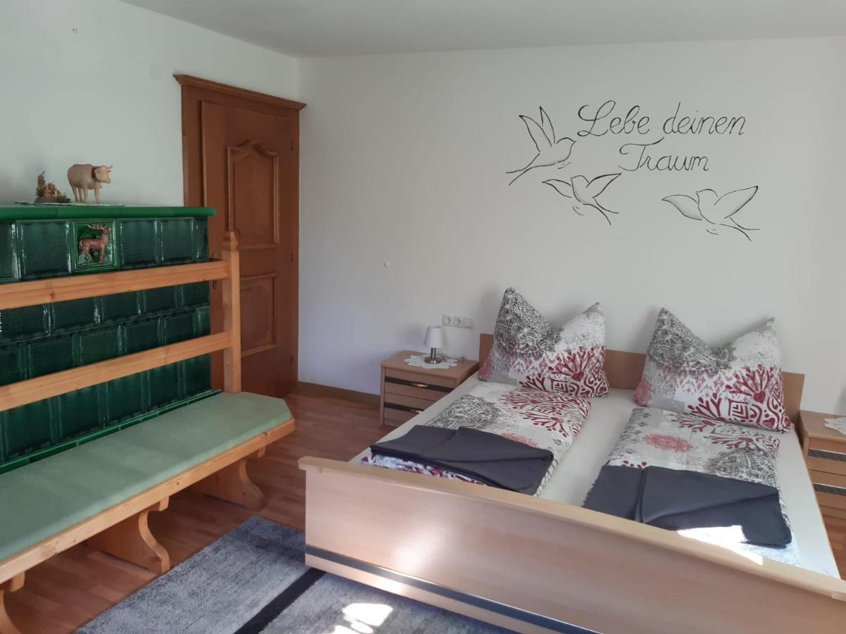 Ferienwohnung Haus Bergfrieden غيرلوسبيرغ المظهر الخارجي الصورة
